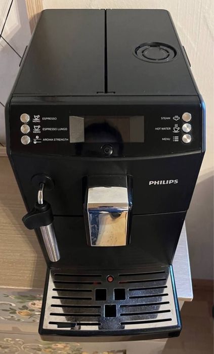 Автоматична кавомашина Philips EP3510 | В дуже гарному стані