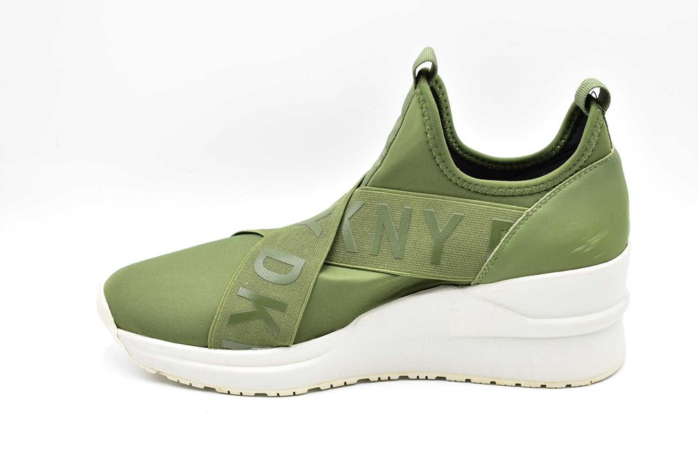 Sneakersy DKNY
Slip In  roz. 42