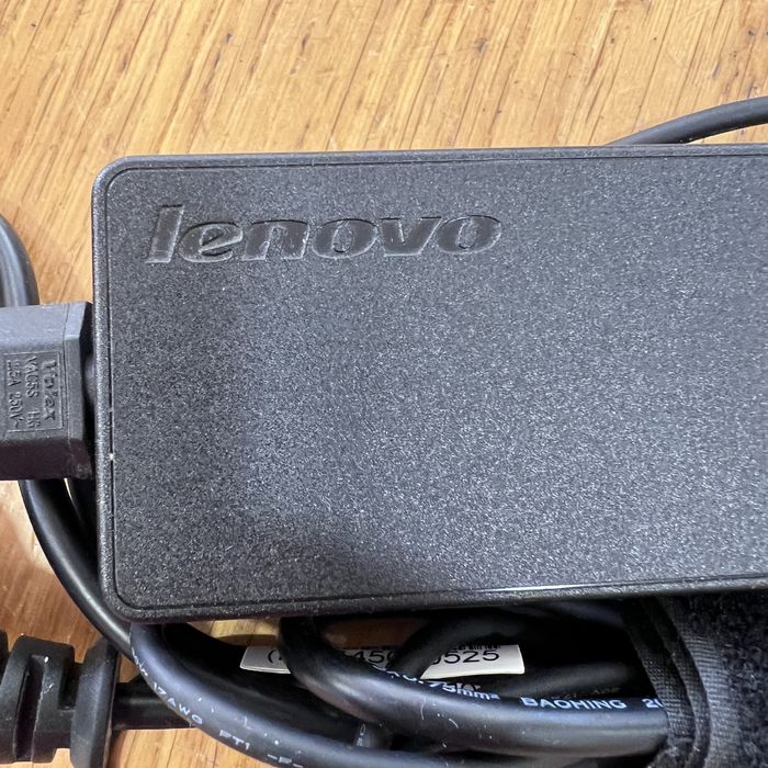 Carregador original Lenovo ADLX90NLC3A Adaptador