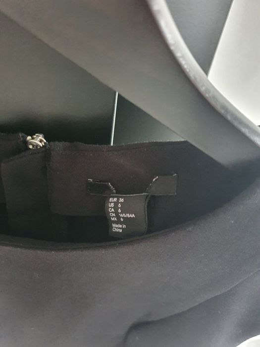 Trapezowa sukienka H&M 36 S mala czarna
