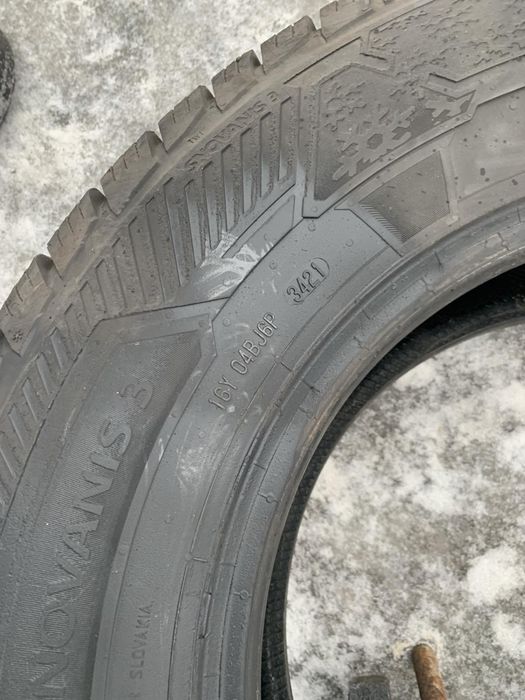 Шини 225/70 R15C Barum  пара  2021 рік 6 мм