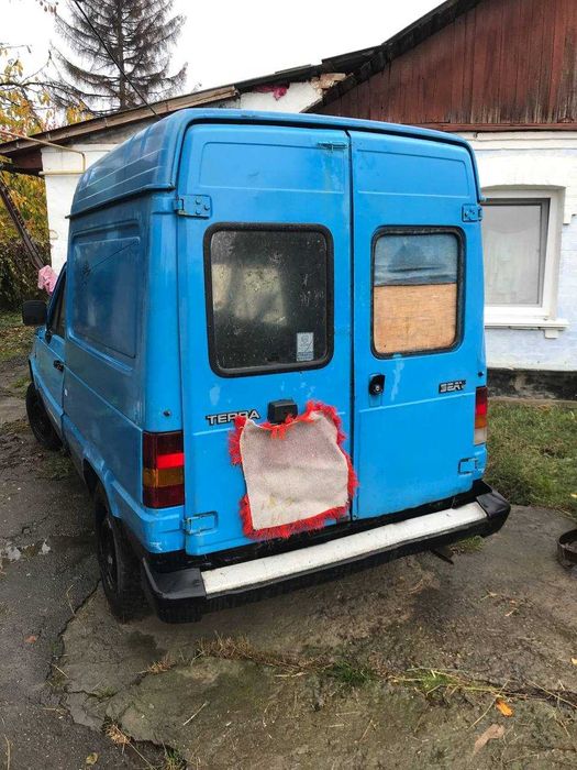 автомобіль,пікап Seat Terra