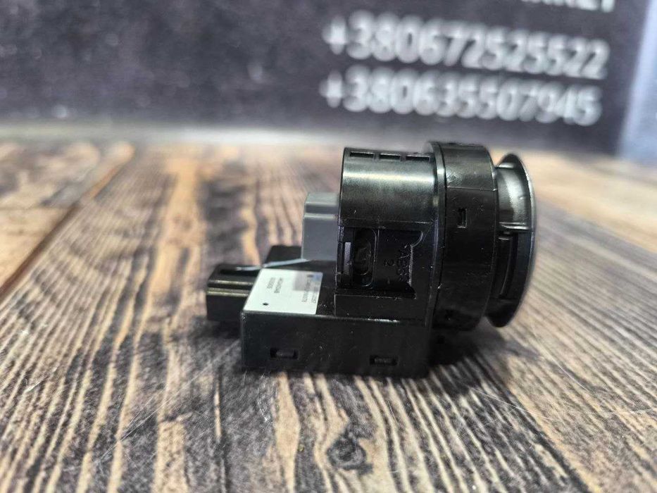 Кнопка старт-стоп Start-Stop Nissan Leaf 2 ZE1  1788DFWK1A002
