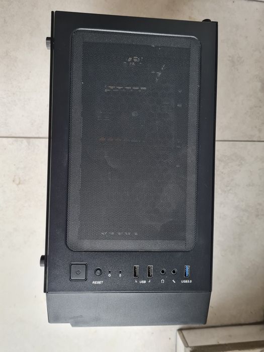 Komputer stacjonarny stan bdb SSD 256GB win10 x64i3 3.6GHz, DDR4 8GB,