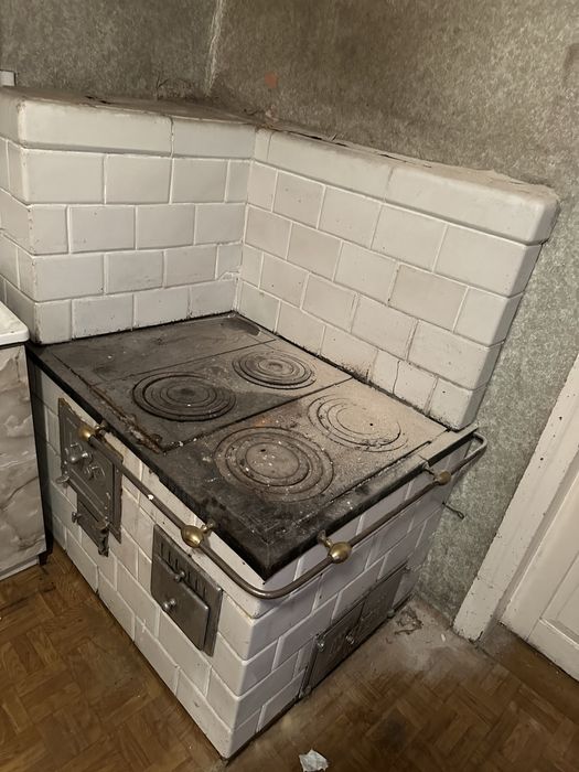 Kuchnia i piec kaflowy do rozbiórki