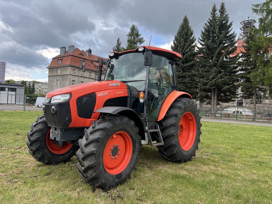 Kubota M5001 wersja 5111 CAB Klima 4x4  3.787 mtg Zarejestrowany