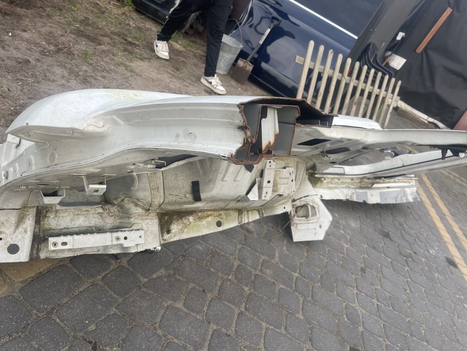 Infiniti qx80 cwiartka lewa tylna dluga prog slupek blotnik stopien