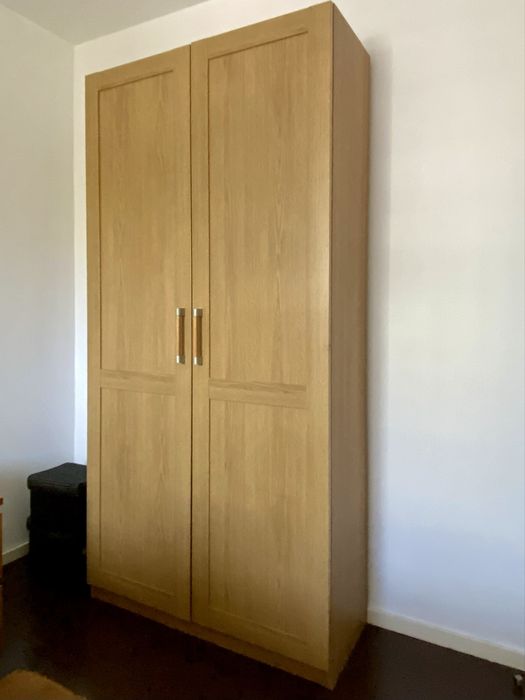 Roupeiro ikea como novo
