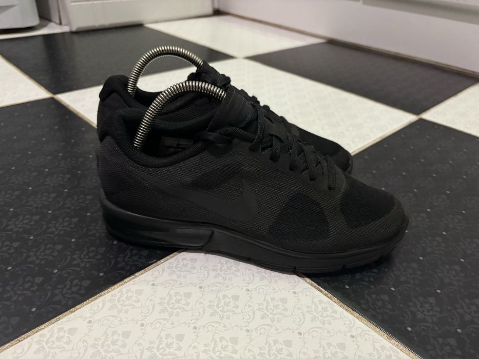 Кроссовки женские Nike Air Max Sequent