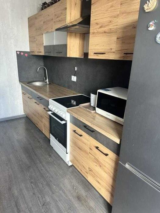 Продам 1 кв в новострое