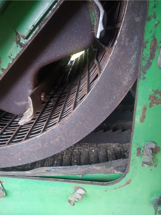 Комбайн Johne Deere 952