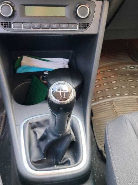 Volkswagen polo VI 2010 - Só um registo