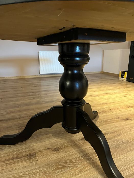 Stół drewniany okrągły