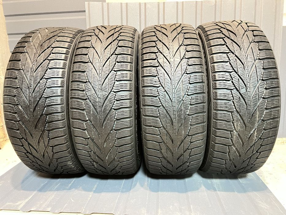 Шини 235 50 R19 Nokian Hakkapeliitta. Зима, комплект