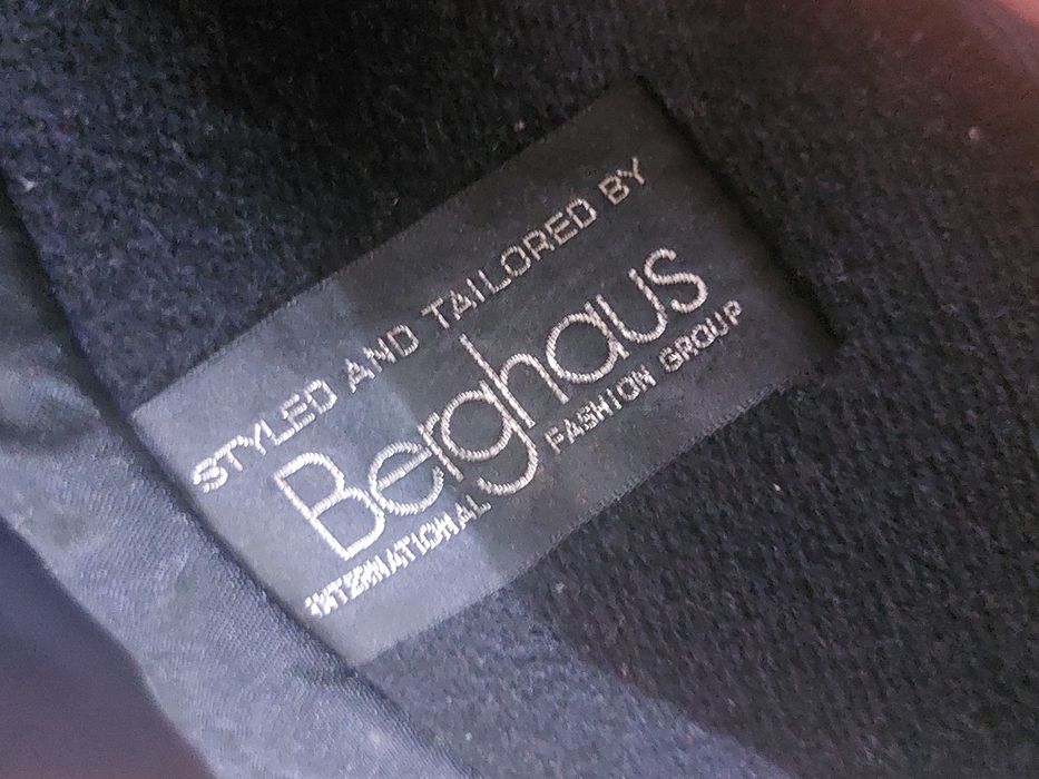 Пальто женское шерстяное 90%, укоросенное, размер 36/ L  /48