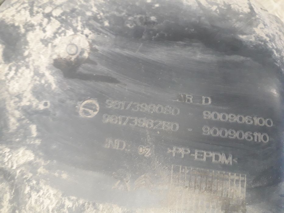 Citroen berlingo iv combo e partner nadkole tył prawy