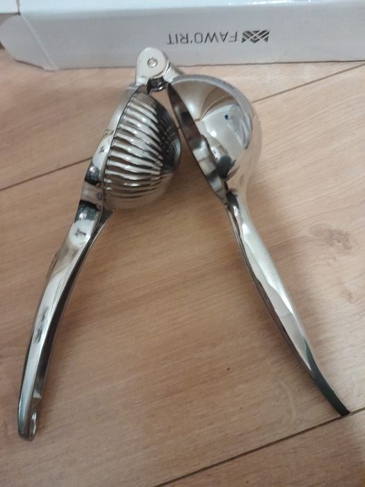 Wyciskarka ręczna do cytrusów