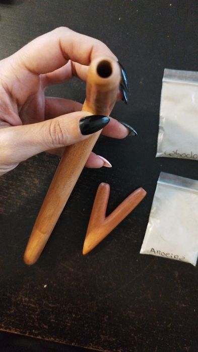 Conjunto Tepi e Kuripe aplicador de Rapé