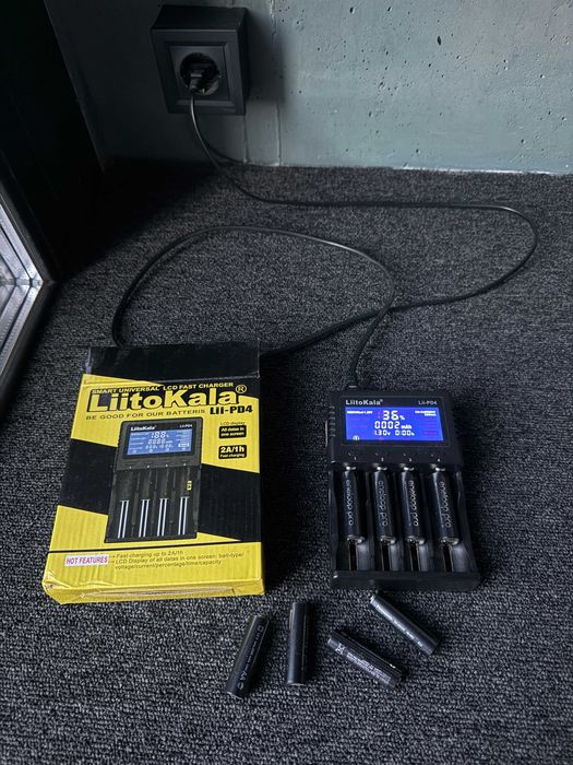 roland cube street ex + батарейки + зарядка