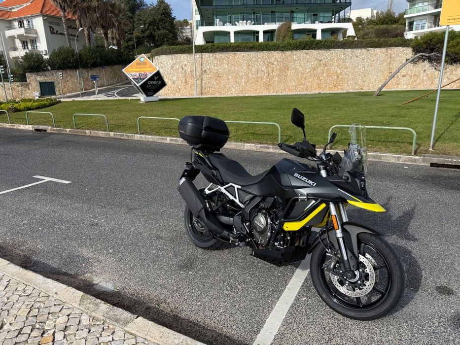 Suzuki V-Strom 800 Tech | 1800 km | Muitos extras | Excelente estado