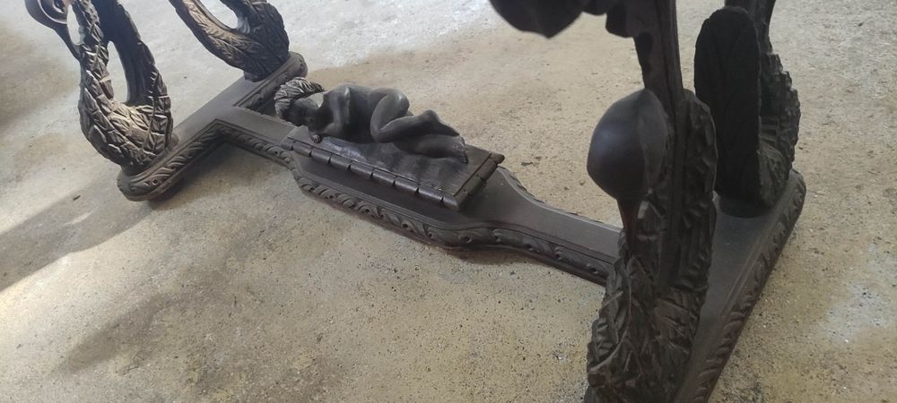 Mesa de centro antiga