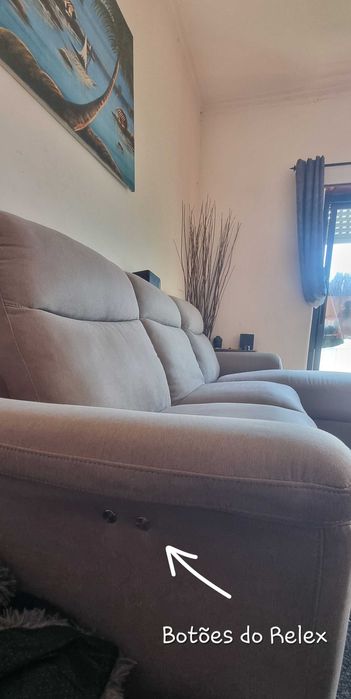 Sofá com Chaise Longue e Relex automático