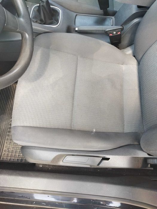 Гольф 5 2008 рік 1.9 дізель