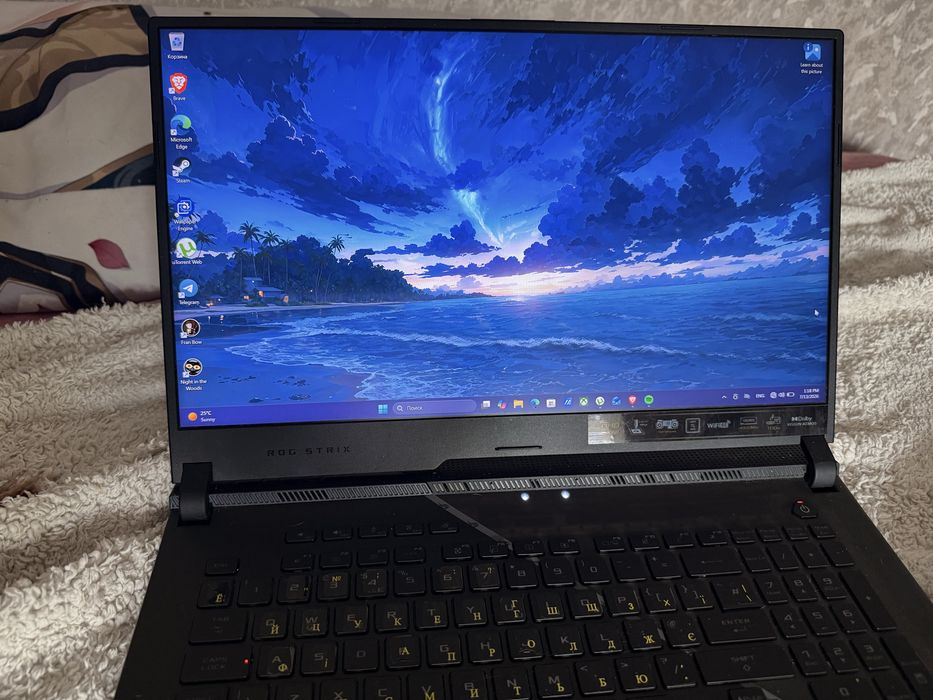 Продам ASUS ROG Strix G733CX