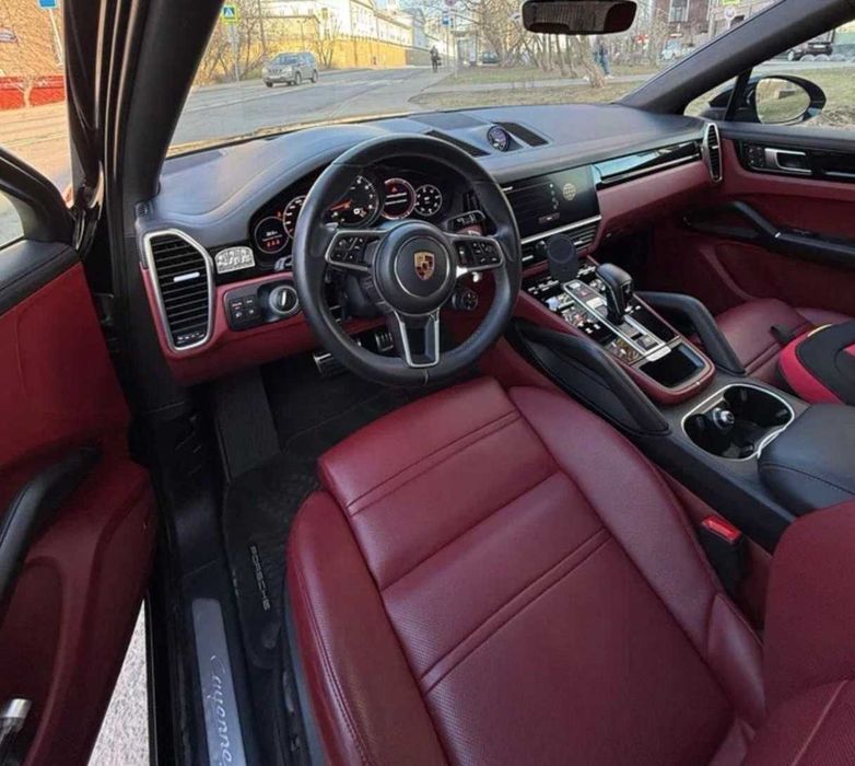 Porsche Cayenne Coupe E-Hybrid 2022 з ПДВ