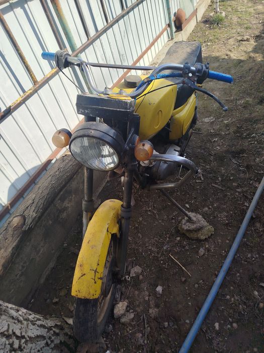 Продам на запчасти или под восстановление