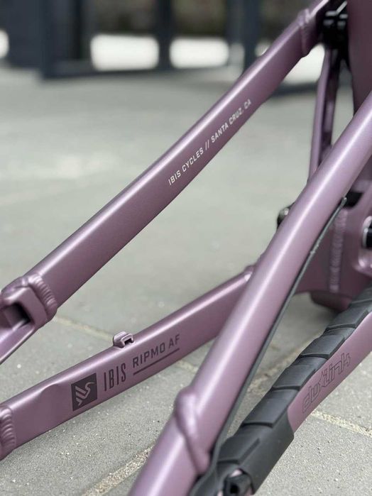 rama Ibis Ripmo AF V2, 150mm skoku, srebrna i różowa, S, M, XM, L, XL