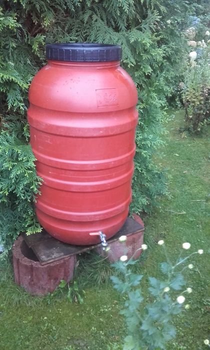 Beczki plastikowe 200l 220l 250l pewne z atestem spozywczym!