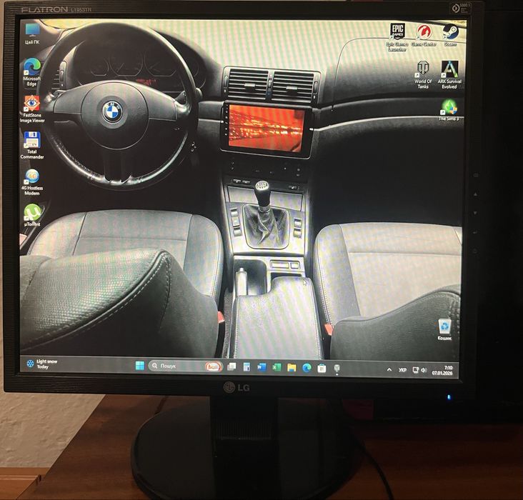 Комплект: ігровий системний блок Esprimo P910 + монітор LG 19