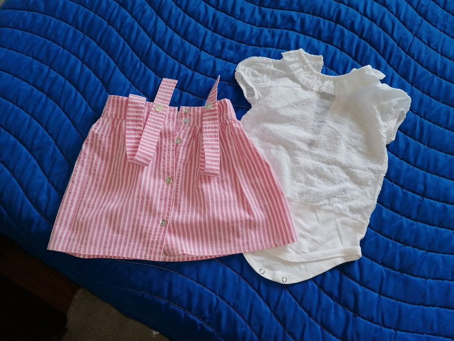 Body e saia com alças menina 24 meses