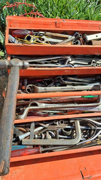 Caixa de ferramentas auto e diversos