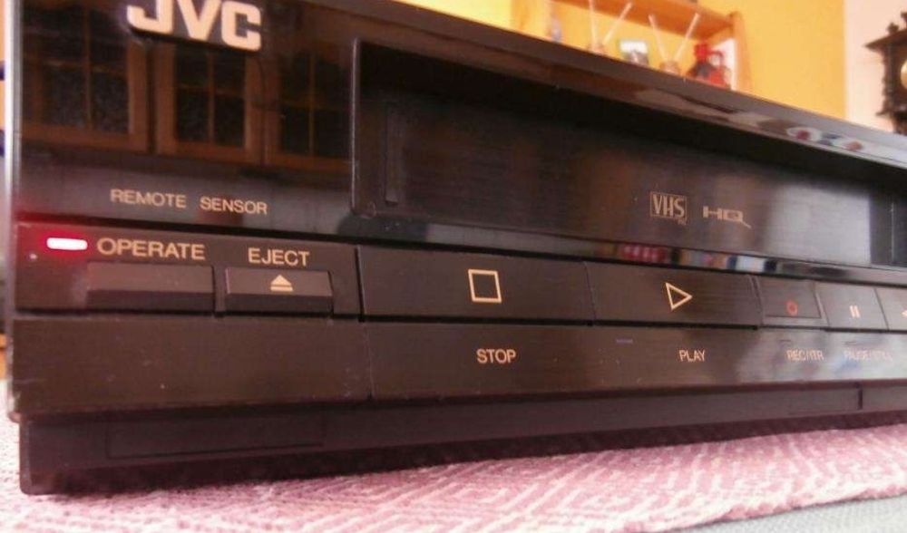 Magnetowid JVC HR-D210EE