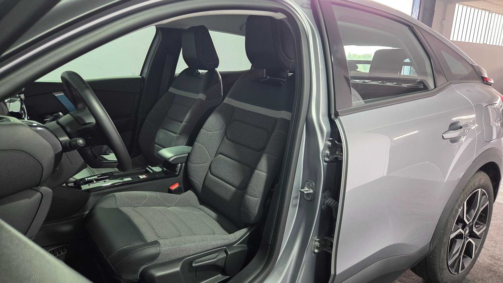 Citroen e-C4 50 kWh Shine Pack "Nacional"/ IVA Dedutivel / Teste bateria 100% — photo 3