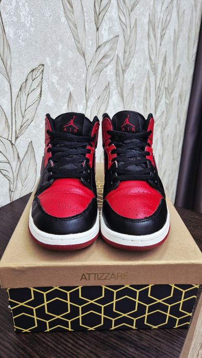 Кросівки Nike Air Jordan Mid 1