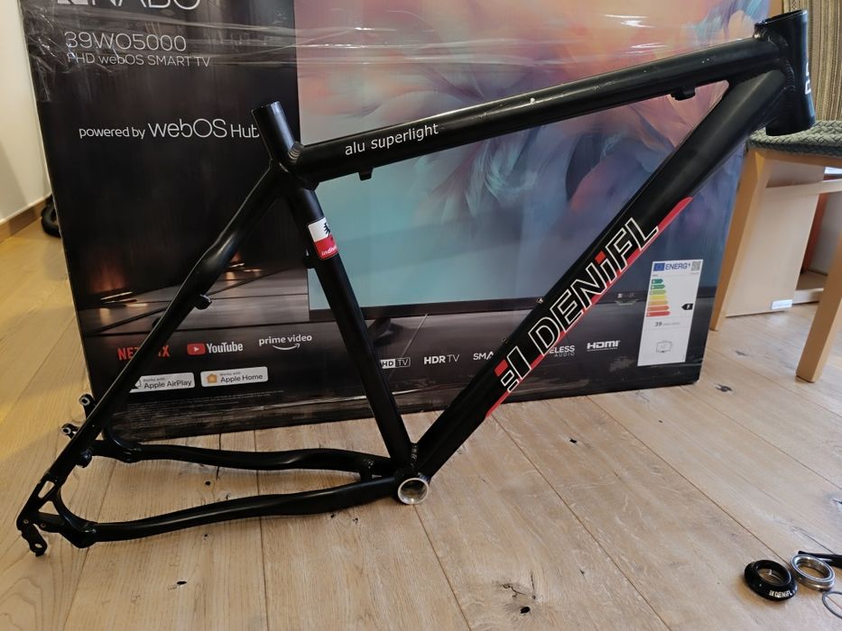Легкая гоночная рама 26" L (19") Alu Superlight. Уровень Trek 8900