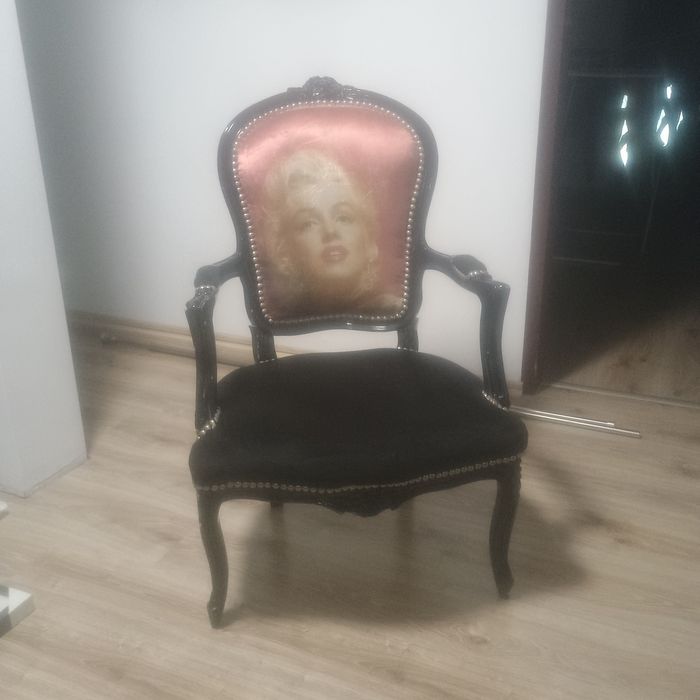 Krzesło Ludwik Glamour Maryli Monroe