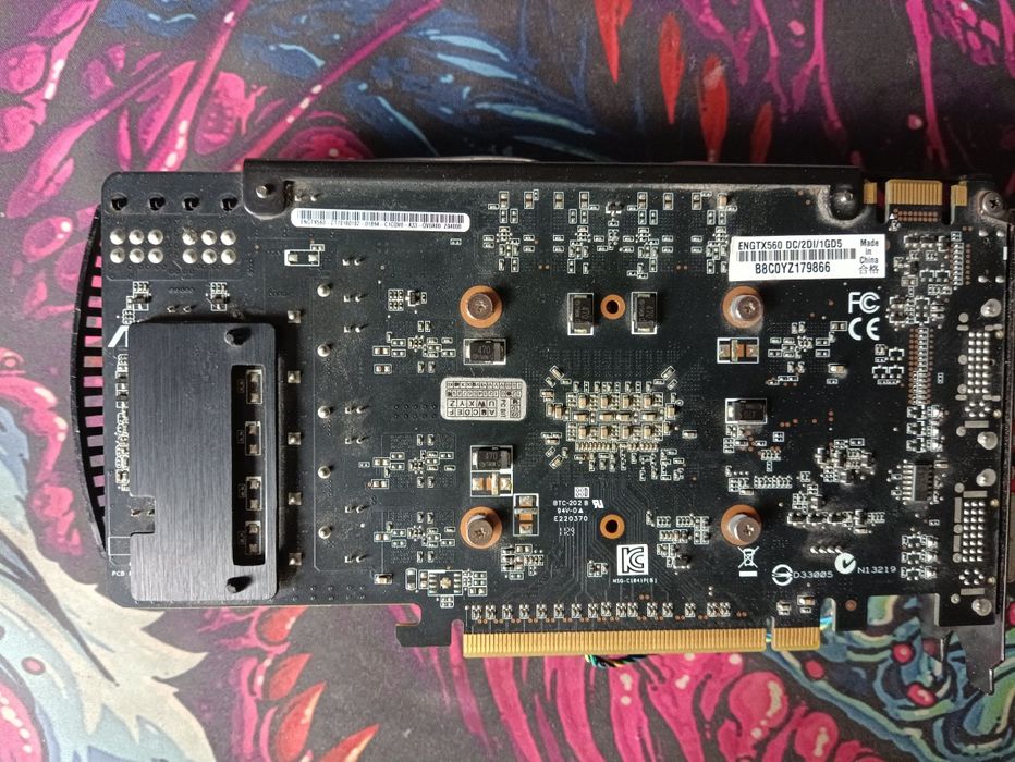 Karta graficzna Asus - GeForce GTX 560 1GB