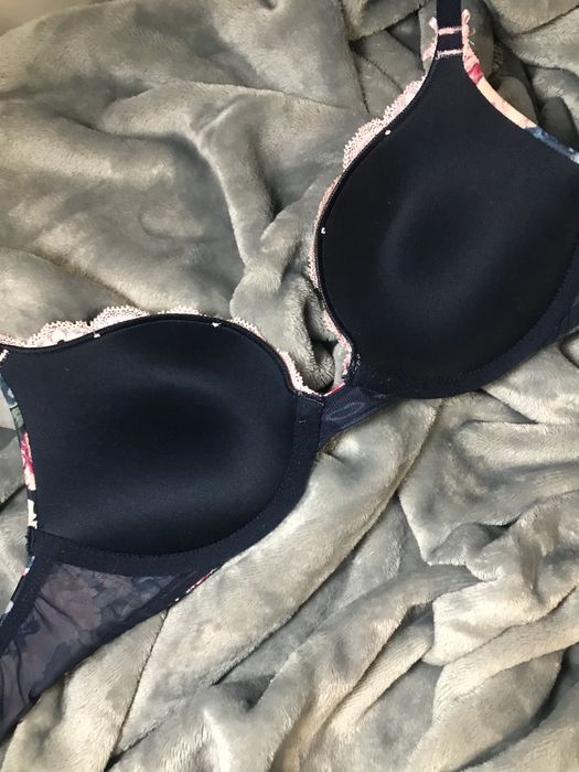 Бюстгальтер victoria’s secret 70 75 A B