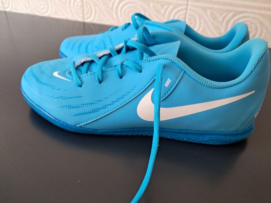 Tenis Futsal Nike