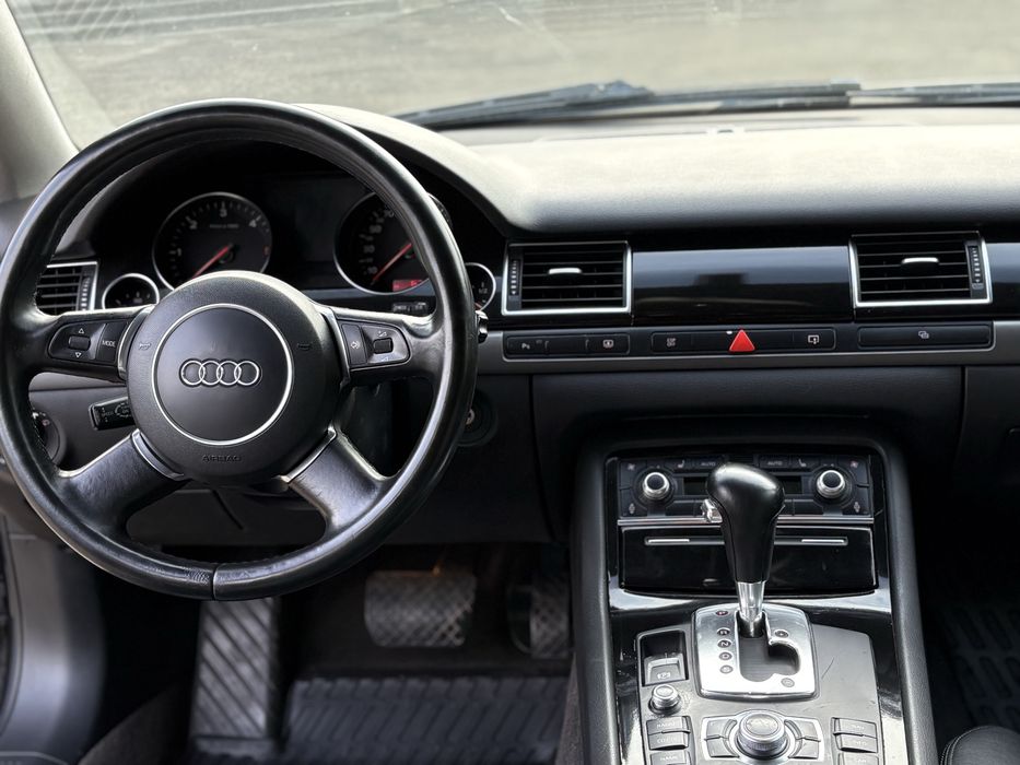 Audi a8 d3 2004рік 3.0 TDI