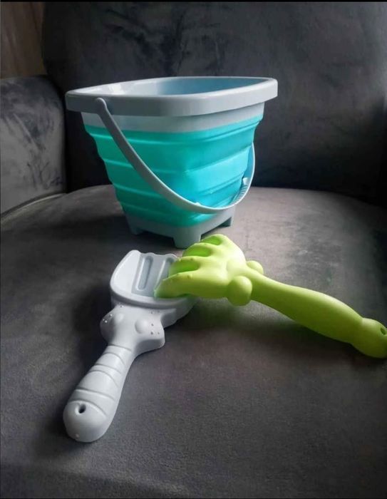 Nowy zestaw zabawek plażowych wiaderko grabki łopatka