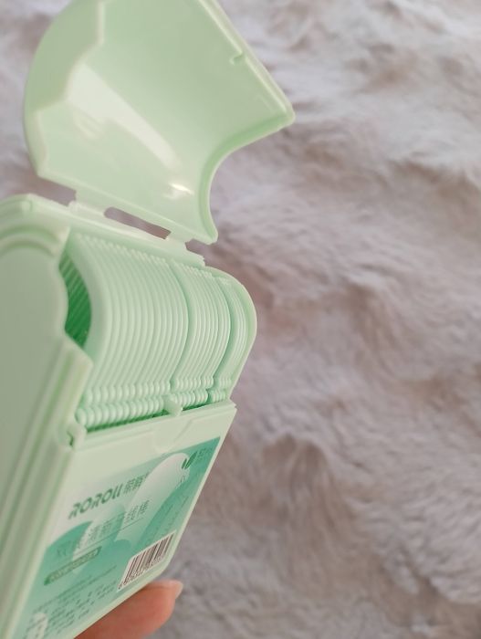 Podwójna nić dentystyczna Roroll, 52 szt.