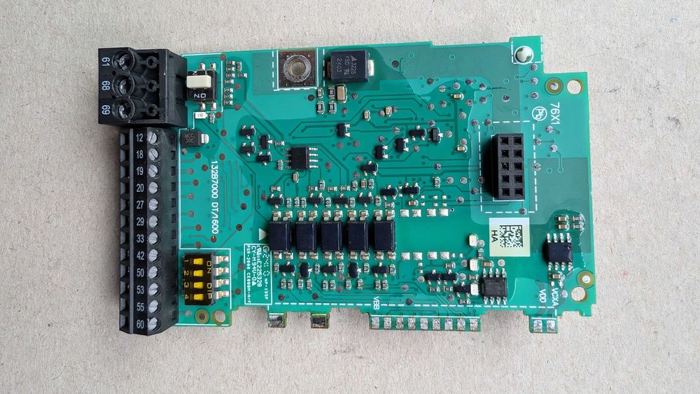 Плата керування до частотних перетворювачів Danfoss Micro Drive FC 051