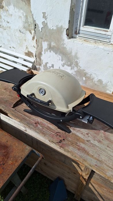 Grill gazowy WEBER.