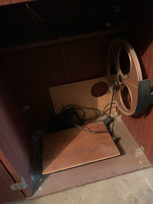 Швейная машинка Чайка