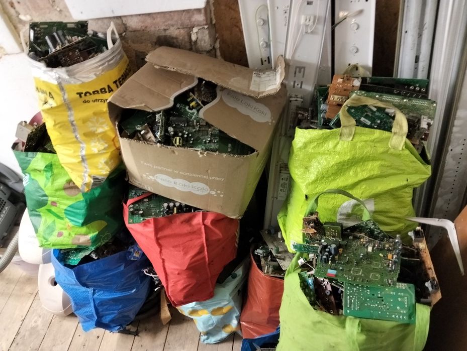 Części i podzespoły